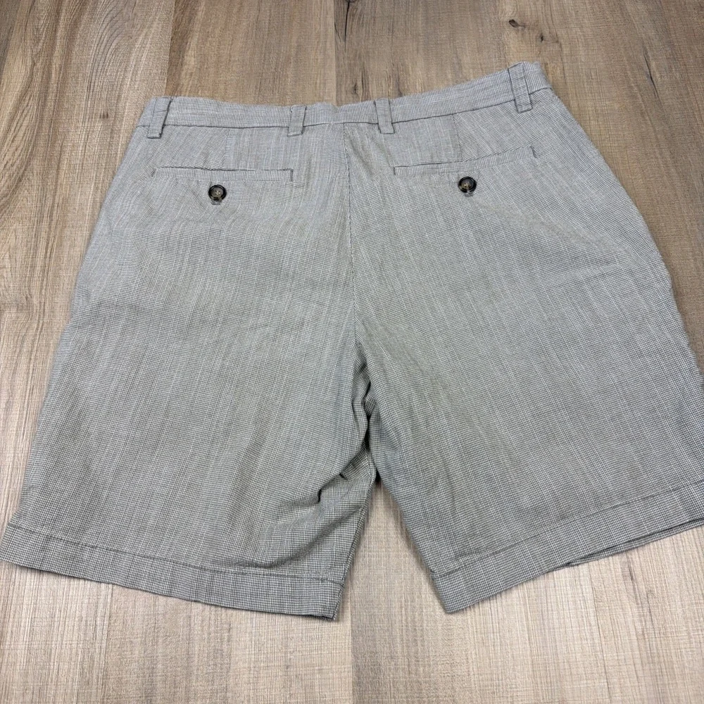 Banana Republic Aiden‎ Club Shorts Men's 33 Green Micro Check Stretch Chino